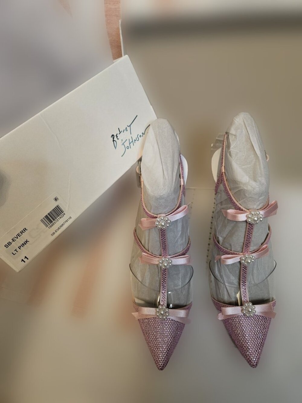 Betsey Johnson Everr Light Pink Rhinestone Bow Pearl Heels Size 11 NIB